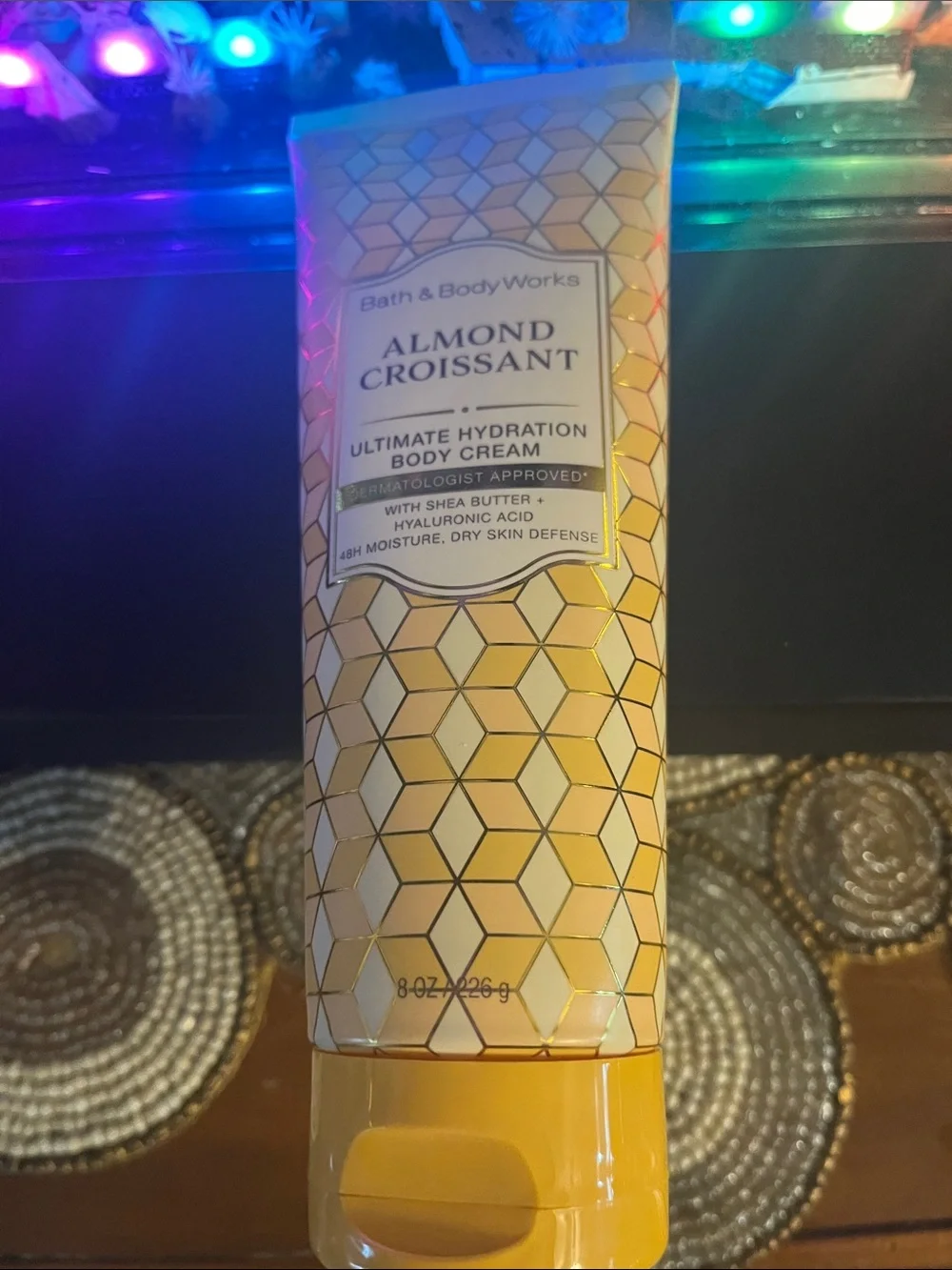 Bath & Body Works Almond Croissant Body Cream - Yellow